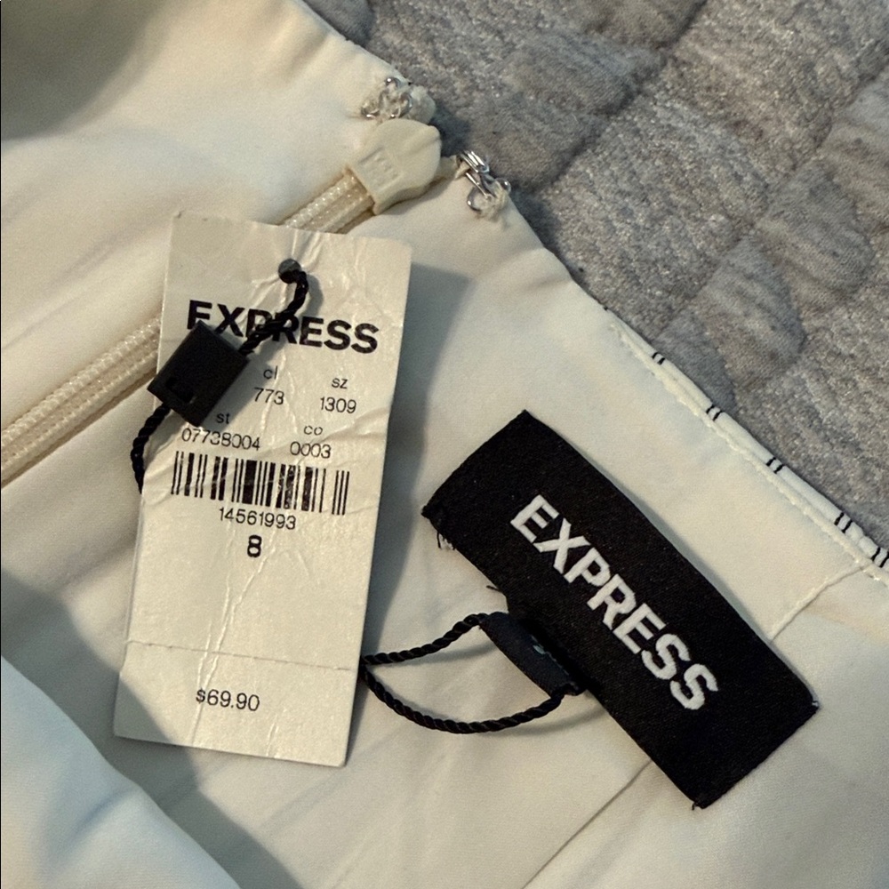 Express Cream and Black Striped Pencil Skirt - Picture 2 of 5